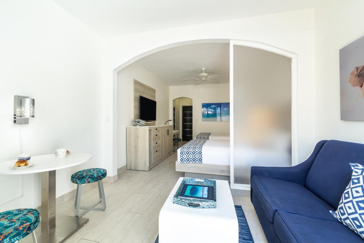 Ports Of Call Resort Grace Bay Δωμάτιο φωτογραφία