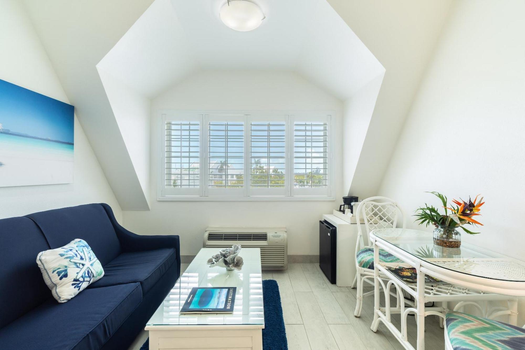 Ports Of Call Resort Grace Bay Δωμάτιο φωτογραφία