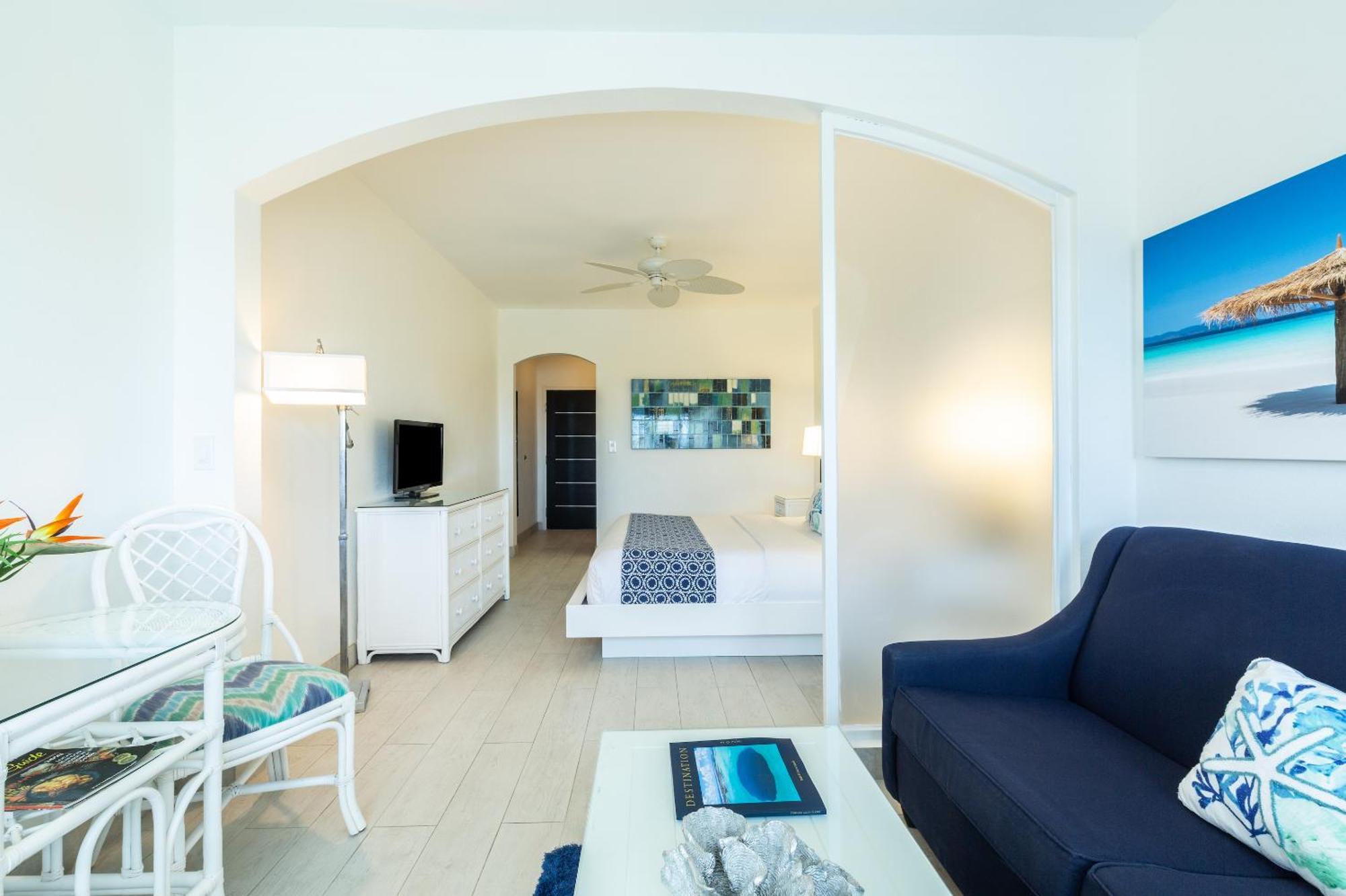 Ports Of Call Resort Grace Bay Δωμάτιο φωτογραφία