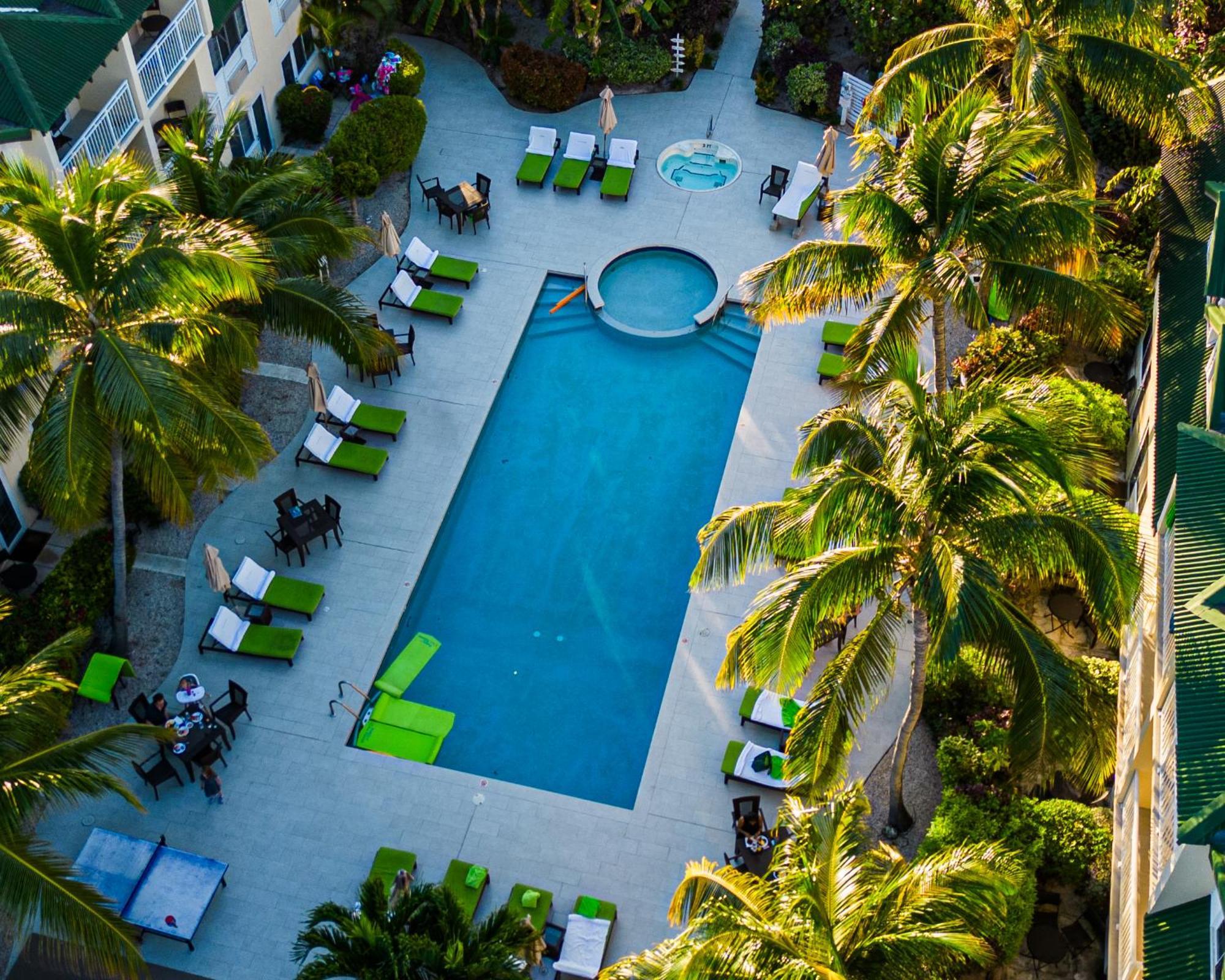 Ports Of Call Resort Grace Bay Εξωτερικό φωτογραφία